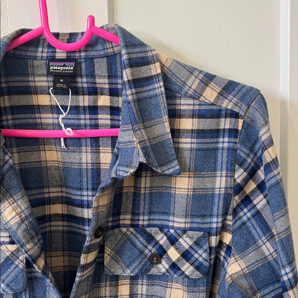 Patagonia W’s Organic Cotton Fjord Plaid Flannel Shirt - Picture 2 of 4